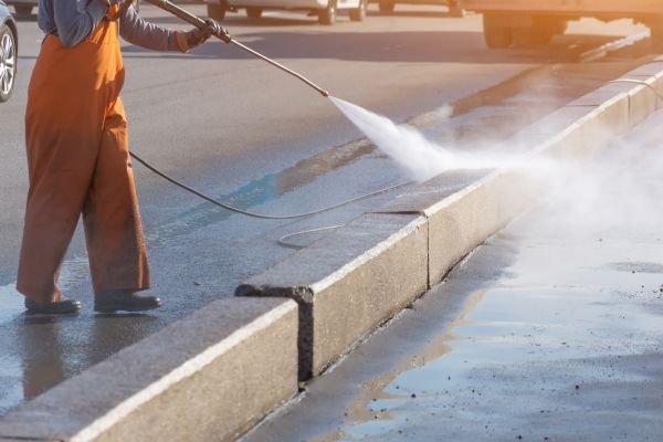 Commercial Concrete Cleaning in Brunswick