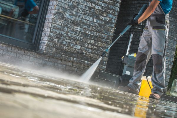 Storefront Pressure Washing in Brunswick