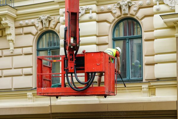 Building Pressure Washing in Brunswick