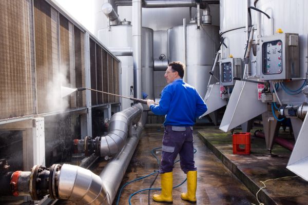 Business Pressure Washing in Brunswick